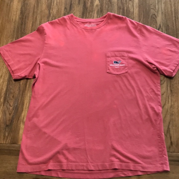Vineyard Vines Other - Vineyard Vines “Boston” T-shirt  Large